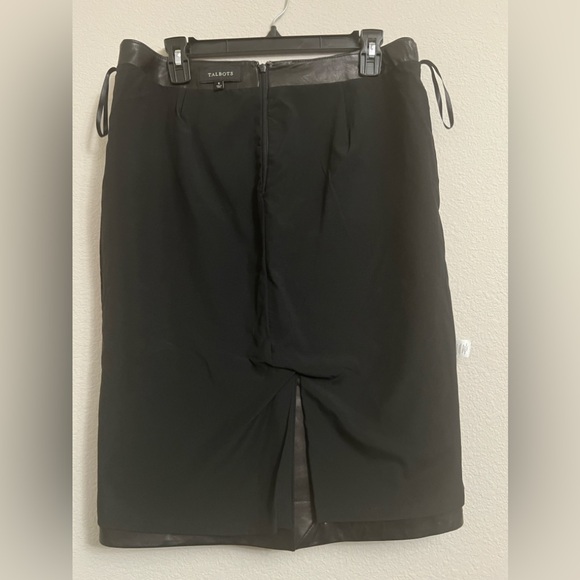 TALBOTS Black Luxe Genuine Leather Pencil Skirt Size 8 EUC (Worn Once) - Picture 7 of 9